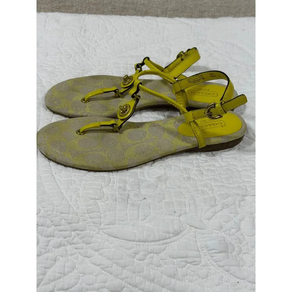 Coach Women’s 7 Yellow Patent Leather Flat Sandals Designer Summer Shoes Luxury